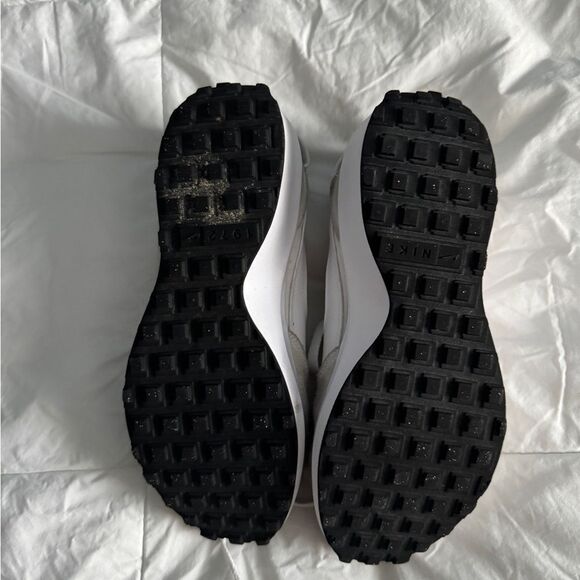 Offer a Price Nike Daybreak White/Beige Suede & Mesh Sneakers Women’s 8.5 - Picture 4 of 16